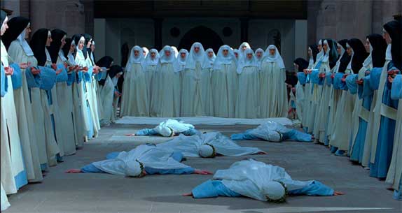 Una campaña de lanzamiento comercial en televisión y en medios escritos es el premio que recibirá La Religiosa. El festival se lleva a cabo, principalmente, en las sala de Cine Colombia de las siguientes ciudades: Bogotá (27 de septiembre al 14 de octubre); Medellín (11 al 24 de octubre); Cali (18 al 27 de octubre); Bucaramanga (18 al 24 de octubre) y Barranquilla (25 al 31 de octubre. (Foto: Pensa Cineplex)