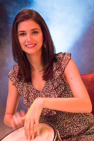 Abril Schreiber (Marisol López)