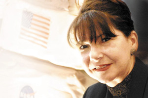 Adriana Ocampo, cient+¡fica colombiana con fama mundial
