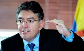 Mauricio Cárdenas Santamaría, ministro de Minas
