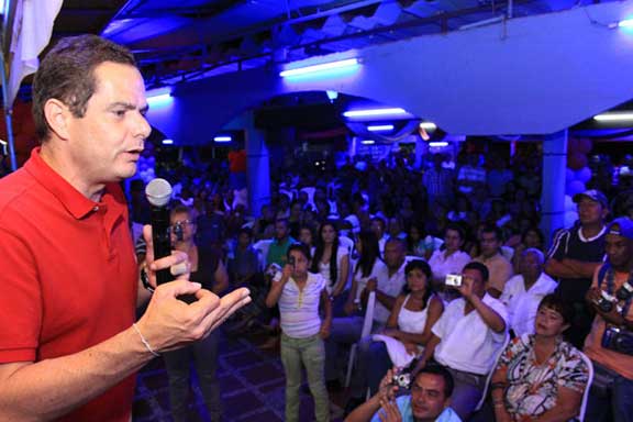Germán Vargas Lleras en campaña.