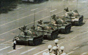 El Hombre Del Tanque, Plaza de Tiananmen