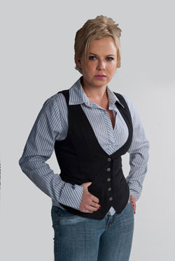 Carolina Sabino (Amanda Cruz).