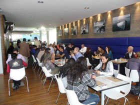 Fish Place: Estilo, calidad y excelente atención.