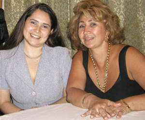La actriz Yenny Paola Vega y Consuelo Quintero