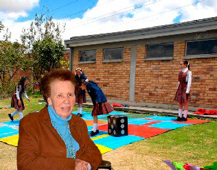 Doña Leonor Puyana en el secretariado