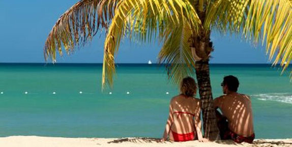 Muchos de los anteriores amantes del sol han aceptado renunciar al bronceado de vacaciones para proteger su salud.
