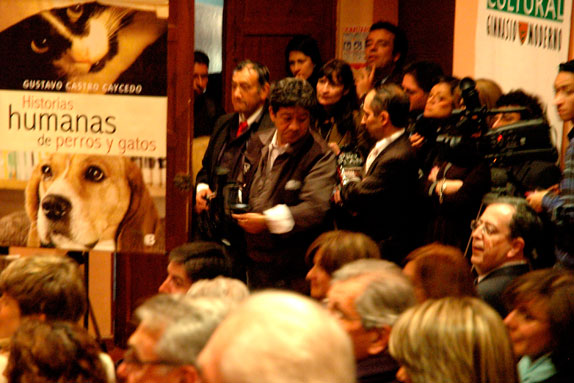 Hubo mucha gente de pie