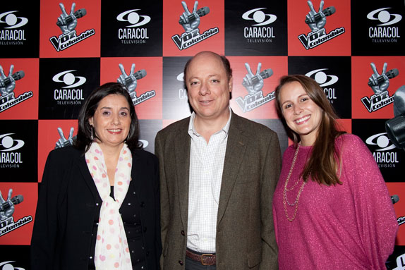 De izquierda a derecha: Juana Uribe, Mauricio Umaña, Catalina Porto.