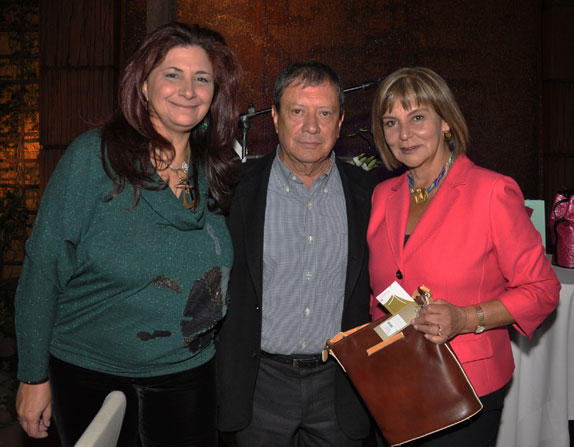De izquierda a derecha: Pilar Luna, Mario Hernández y Amparo Pérez.