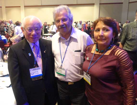 Con el Presidente de Rotary International 2012-2013, Sakuji Tanaka.