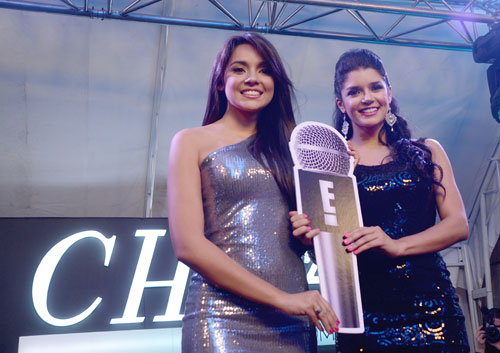 Dayana Delgad ( Chica E! 2012) y Karen Bray (Chica E! 2011).
