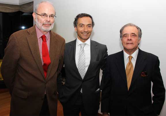 Alfonso López Caballero, el Embajador Joao Manuel Ribeiro de Almeida y Jorge Lara.