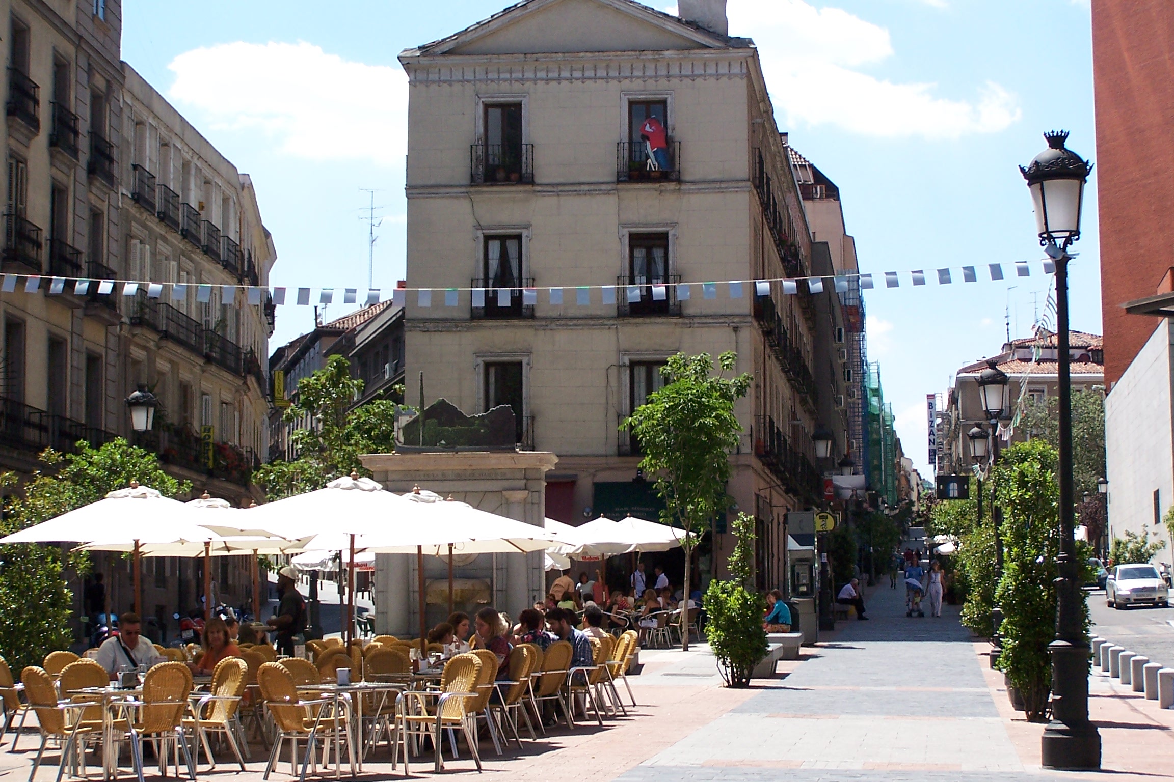 El barrio de las Letras (también llamado de los literatos y de las musas) es una área de la ciudad de Madrid, ubicada en el barrio de ubicada en el barrio de Cortes, en el distrito Centro de la capital. (Foto: archivo:-Wikipedia).